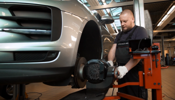 Porsche_Service_Protochka_tormoznix_discov